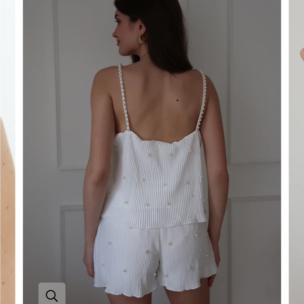 Waverles Piper Pearly Pleat Bridal Tank Set in Dove - Picture 3 of 3